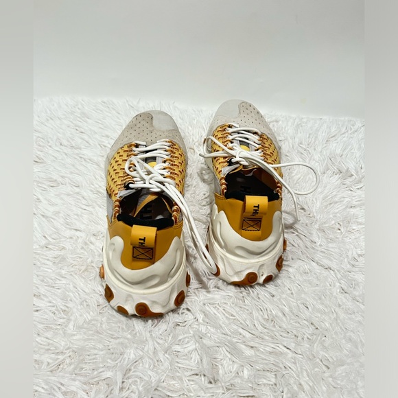 Nile React Sertu Grey Honeycomb running shoe men’s Size 10 - Picture 2 of 15